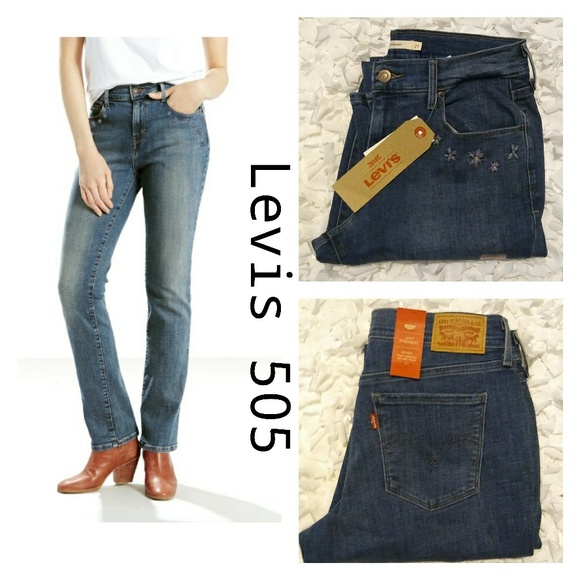Levi's Denim - Womens Levis Straight Jeans